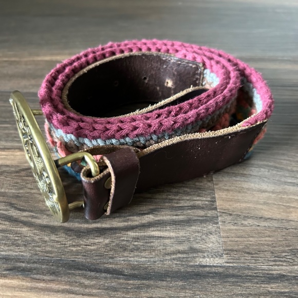Lucky Brand crochet and leather belt - Picture 6 of 11